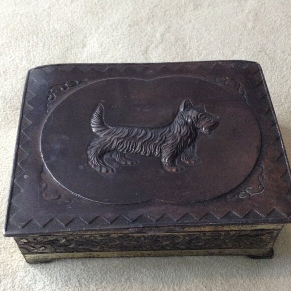 VTG Embossed Brass/Silver Scotty/Westie Trinket or cigarette box; Natural Patina - Picture 1 of 4
